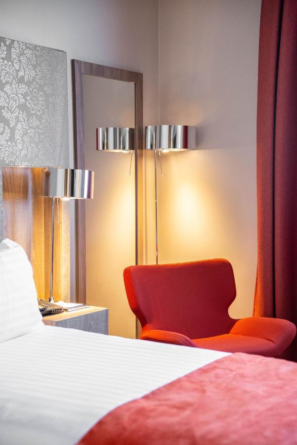 Best Western Plus Paris Velizy Exterior foto
